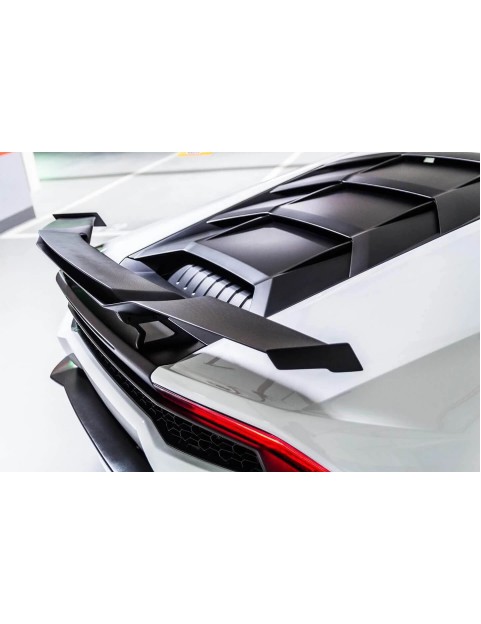 HURACAN HYDRA CARBON FIBER REAR SPOILER BY MORPH AUTO DESIGN